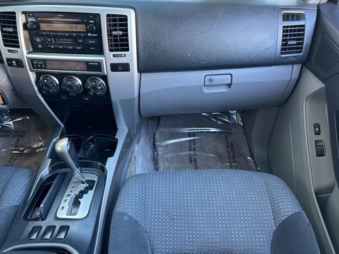 Used 2004 Toyota 4Runner SR5 image 27