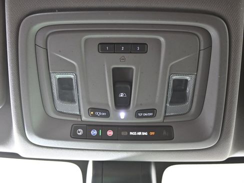 Used 2020 Chevrolet Silverado 2500 LTZ w/ LTZ Premium Package image 35