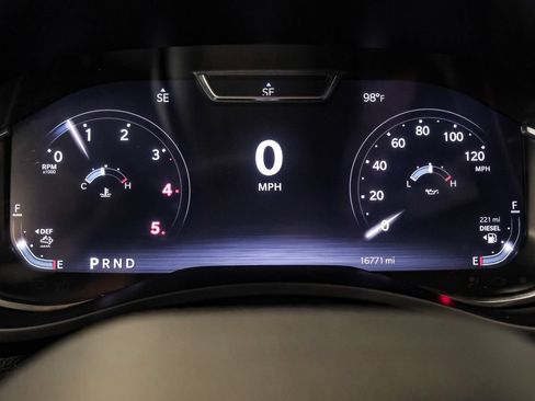 Used 2024 RAM 2500 Laramie w/ Safety Group AWD/4WD image 18