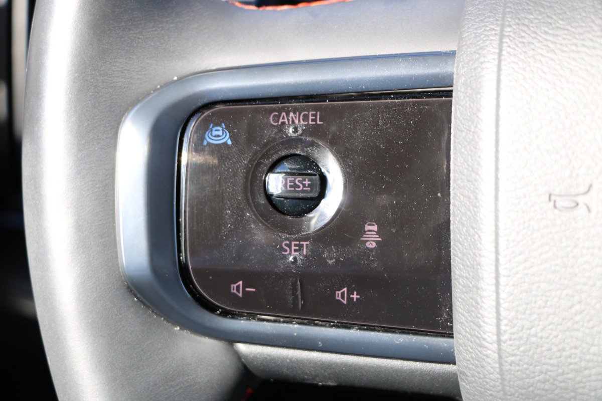 Used 2025 Nissan Armada PRO-4X w/ Pro-4X Premium Package AWD/4WD image 21