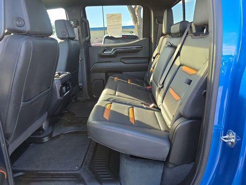 Used 2024 GMC Sierra 1500 AT4 w/ Technology Package image 26