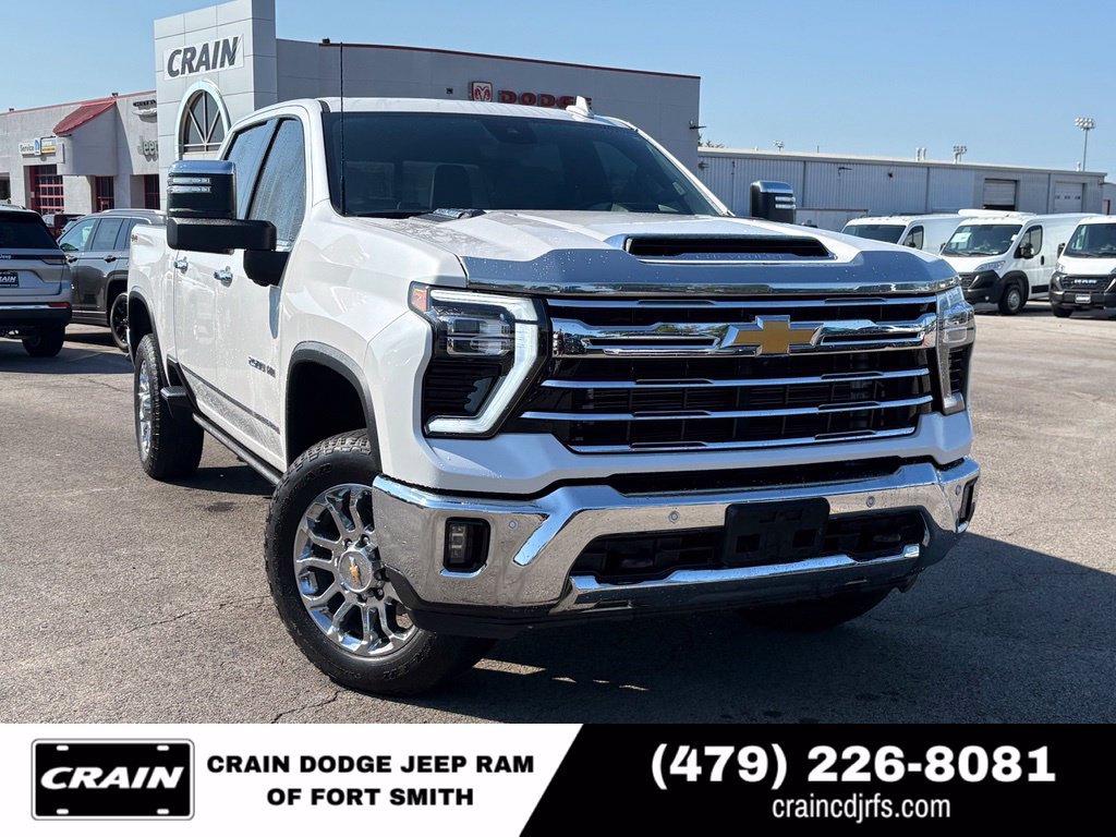 Used 2024 Chevrolet Silverado 2500 LTZ w/ LTZ Premium Package AWD/4WD image 1