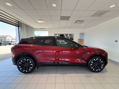 Used 2026 Chevrolet Blazer EV RS w/ Super Cruise Package AWD/4WD image 6