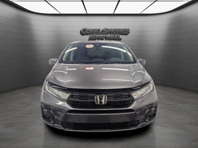 Used 2026 Honda Odyssey Touring image 2