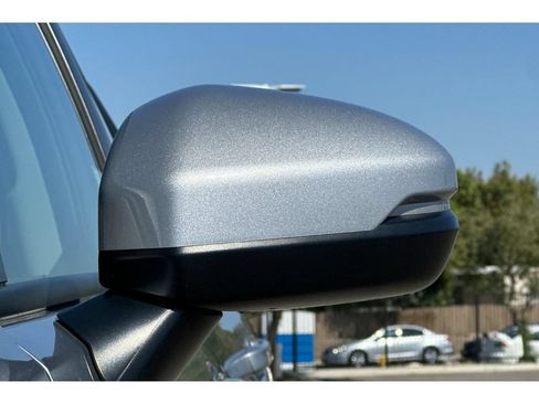 Used 2023 Honda HR-V LX image 53