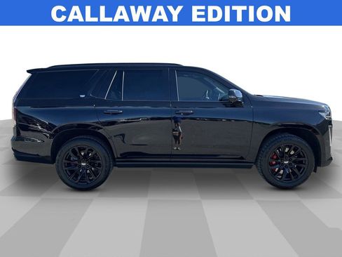 Used 2022 Cadillac Escalade Sport Platinum w/ LPO, ONYX Package AWD/4WD image 4