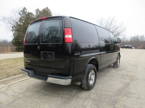 Used 2020 Chevrolet Express 2500 w/ Driver Convenience Package image 9