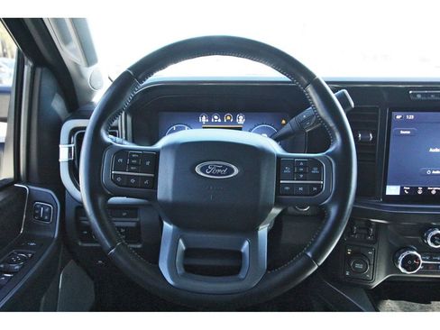 Used 2023 Ford F250 Lariat w/ Sport Appearance Package image 14