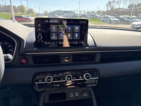 Certified 2025 Honda Pilot EX-L image 24