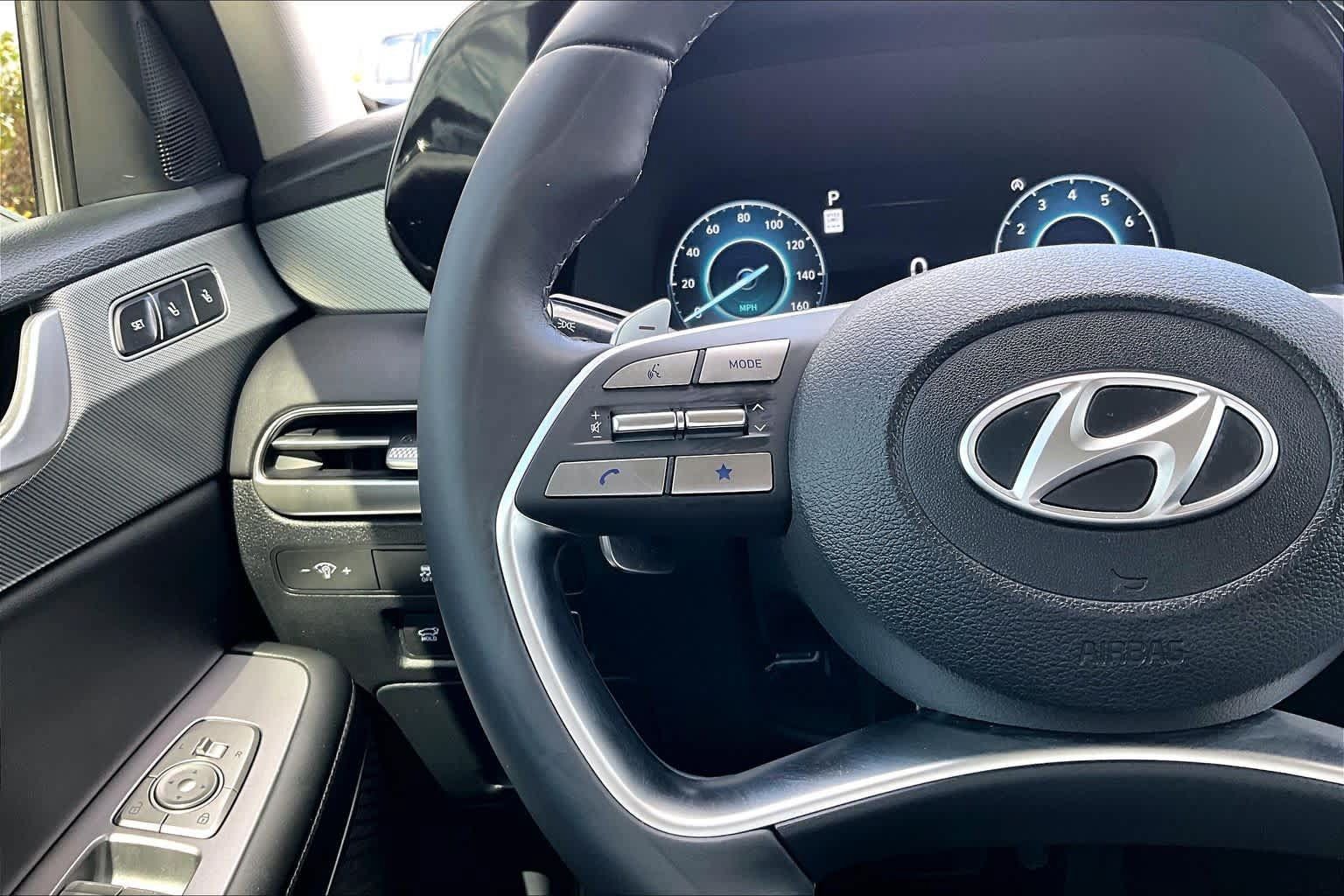 Used 2024 Hyundai Palisade SEL w/ Premium Package FWD image 23