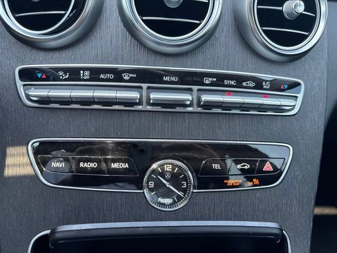 Used 2020 Mercedes-Benz C 300 Sedan image 29