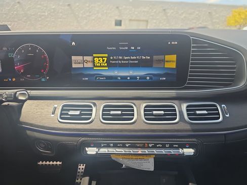 New 2026 Mercedes-Benz GLS 450 4MATIC image 18