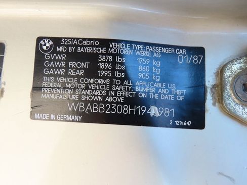 Used 1987 BMW 325i Convertible image 39