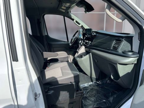 Used 2024 Ford Transit 350 XLT RWD image 18