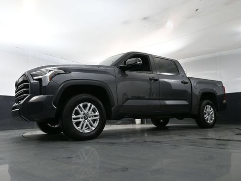 Used 2025 Toyota Tundra SR5 w/ SR5 Convenience Package AWD/4WD image 20