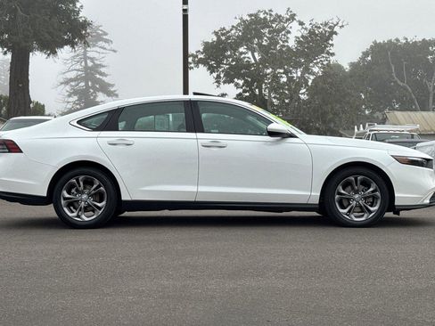 Used 2023 Honda Accord EX image 3