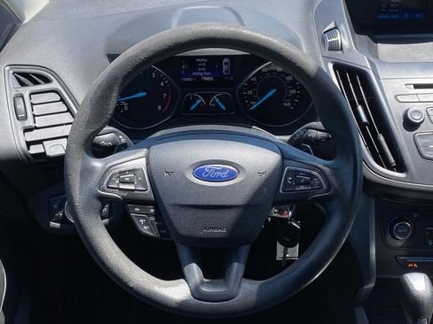 Used 2017 Ford Escape SE AWD/4WD image 20