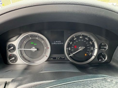 Used 2020 Toyota Land Cruiser AWD/4WD image 16