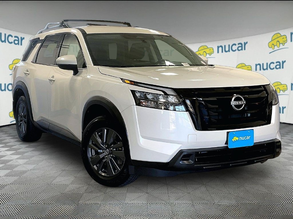 Certified 2024 Nissan Pathfinder SV w/ Lighting Package (N92) AWD/4WD image 1