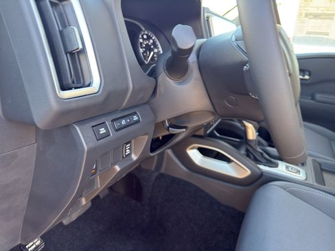 New 2026 Nissan Frontier SV w/ SV Convenience Package image 14