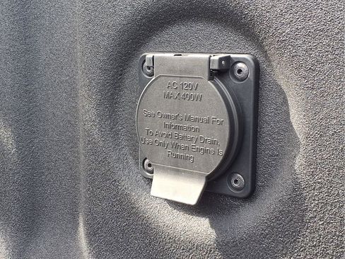 Used 2023 Nissan Frontier PRO-4X w/ Pro Convenience Package AWD/4WD image 26