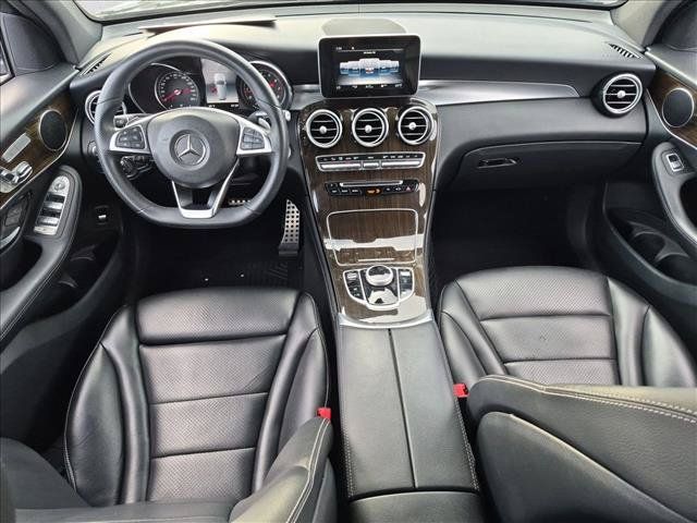 Used 2019 Mercedes-Benz GLC 300 image 17