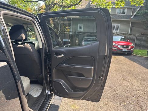Used 2018 Chevrolet Colorado LT w/ LT Convenience Package AWD/4WD image 14