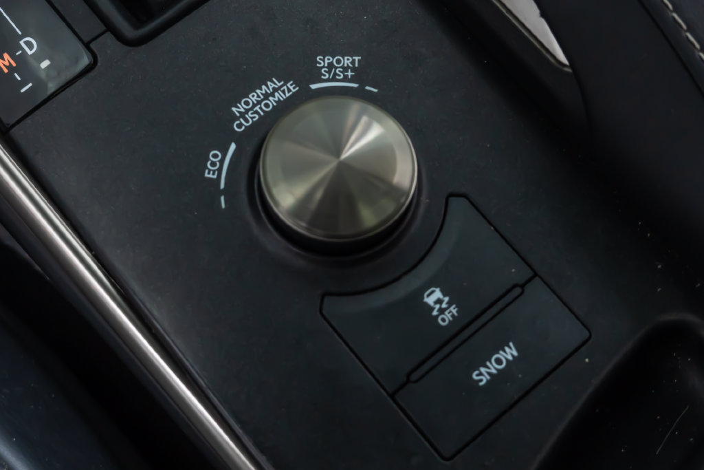 Used 2020 Lexus IS 350 F Sport w/ F Sport Package AWD/4WD image 26