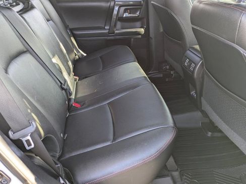 Used 2022 Toyota 4Runner TRD Off-Road Premium AWD/4WD image 18