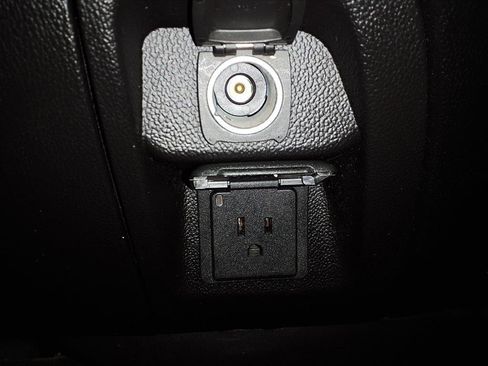 Used 2017 Chevrolet Silverado 1500 LT w/ Texas Edition image 23