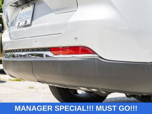 New 2024 Jeep Grand Cherokee Limited 4xe w/ Luxury Tech Group II AWD/4WD image 8