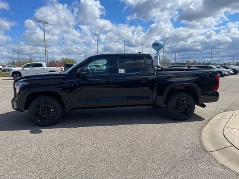 New 2026 Toyota Tundra SR5 AWD/4WD image 4
