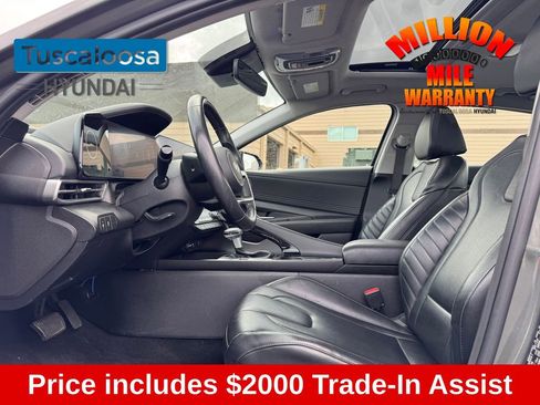 Used 2024 Hyundai Elantra Limited image 10