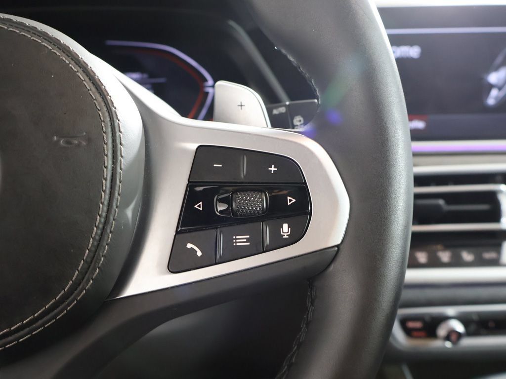 Used 2022 BMW X5 xDrive40i AWD/4WD image 47