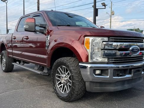 Used 2017 Ford F250 Lariat w/ Lariat Value Package AWD/4WD image 11