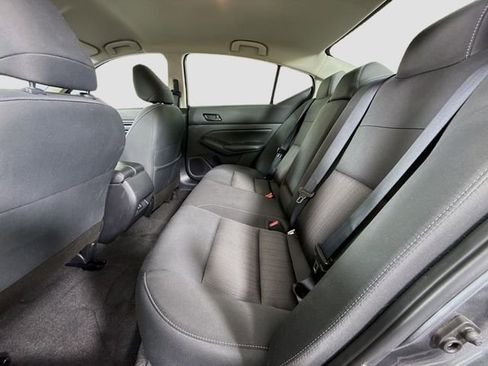 Used 2025 Nissan Altima 2.5 SV image 22