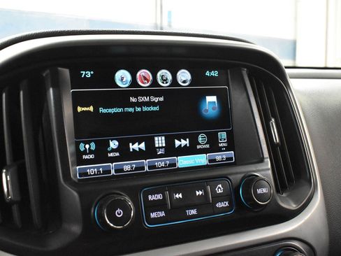 Used 2016 Chevrolet Colorado LT w/ LT Convenience Package RWD image 10