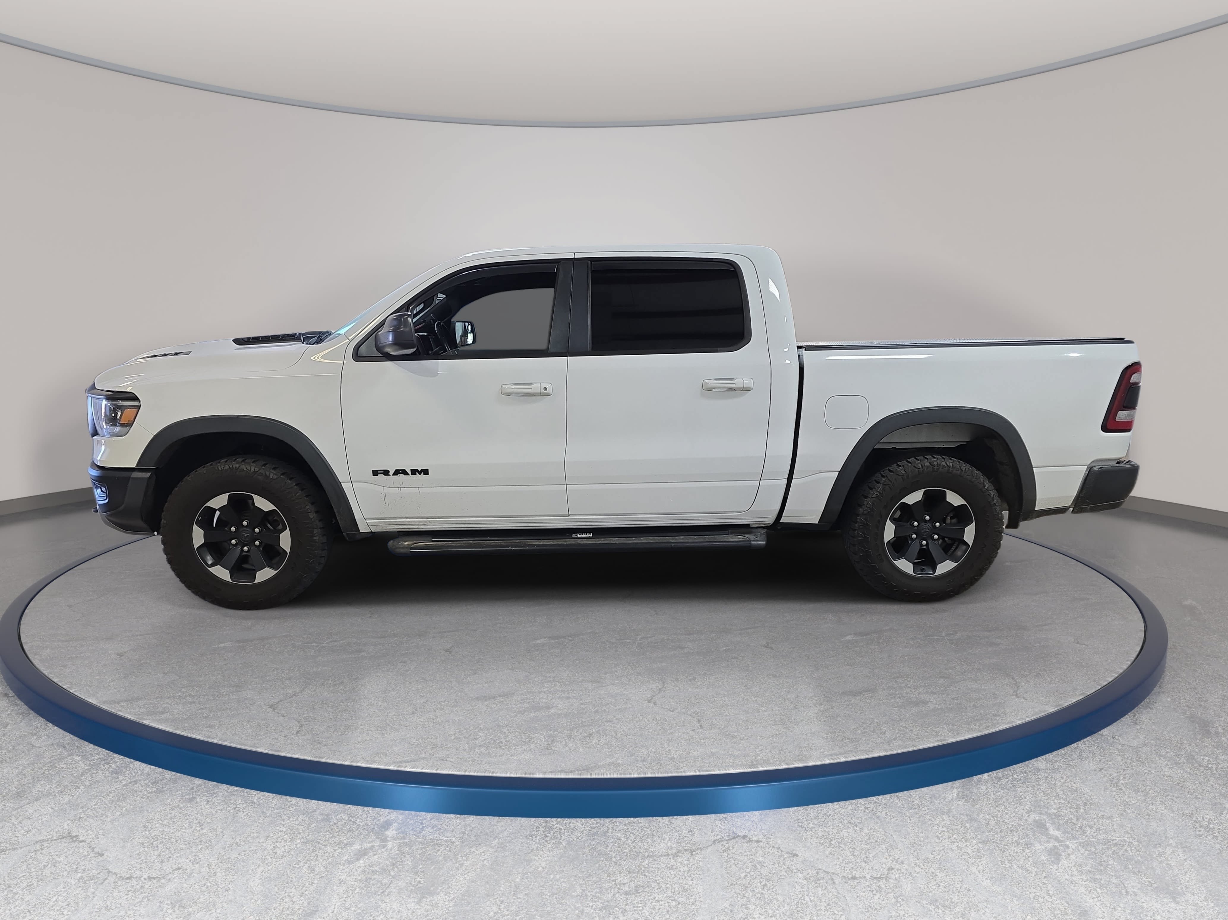 Used 2020 RAM 1500 Rebel AWD/4WD image 9