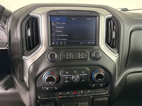 Used 2020 Chevrolet Silverado 2500 LT w/ Fleet Comfort Package image 16