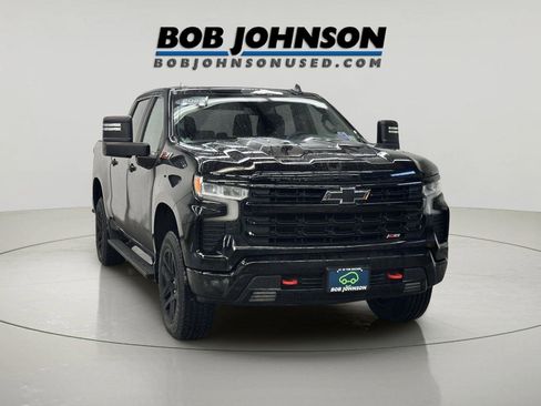 Certified 2022 Chevrolet Silverado 1500 LT Trail Boss image 3