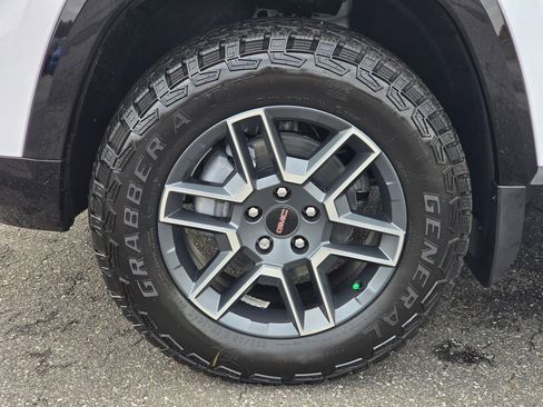 New 2026 GMC Terrain AT4 w/ Convenience Package III AWD/4WD image 15
