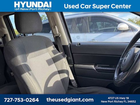 Used 2011 Jeep Compass Latitude image 8