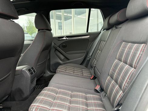Used 2011 Volkswagen GTI 4-Door FWD image 27