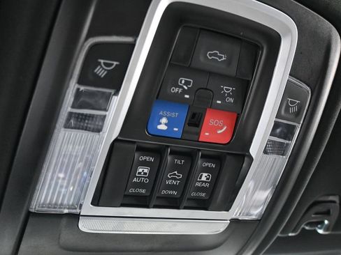 Used 2024 RAM 2500 Laramie w/ Night Edition AWD/4WD image 23