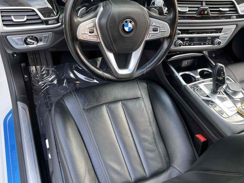 Used 2018 BMW 740e xDrive AWD/4WD image 45