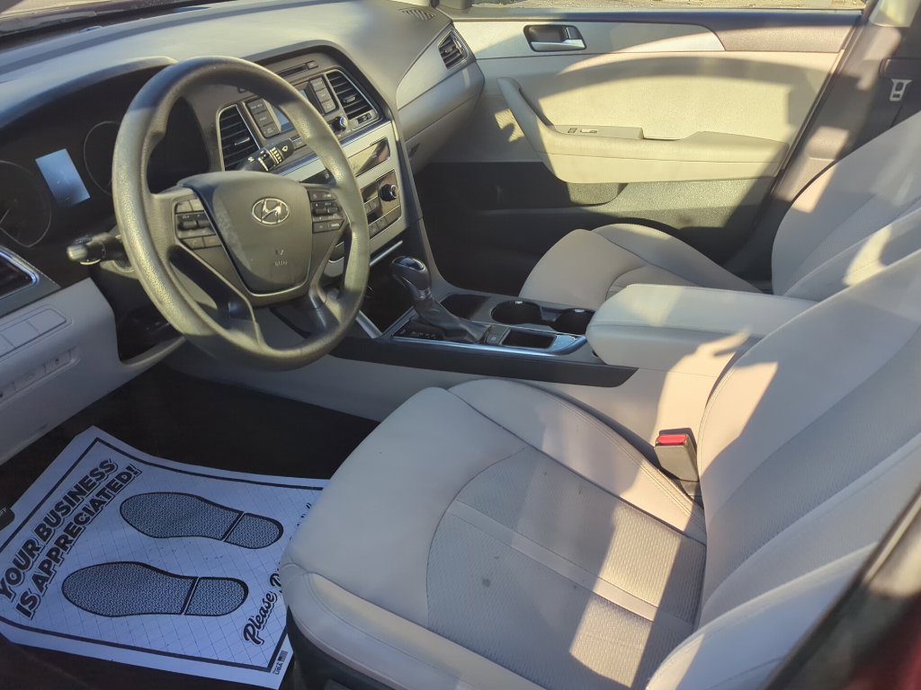 Used 2016 Hyundai Sonata SE FWD image 7