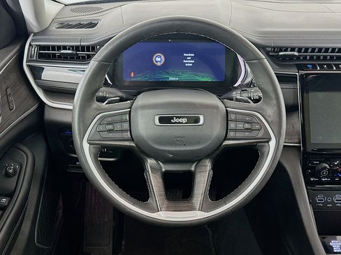 Used 2022 Jeep Grand Cherokee Limited 4xe AWD/4WD image 18