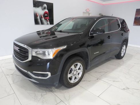 Used 2017 GMC Acadia SLE AWD/4WD image 7