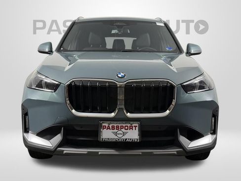 Used 2023 BMW X1 xDrive28i w/ Convenience Package AWD/4WD image 2