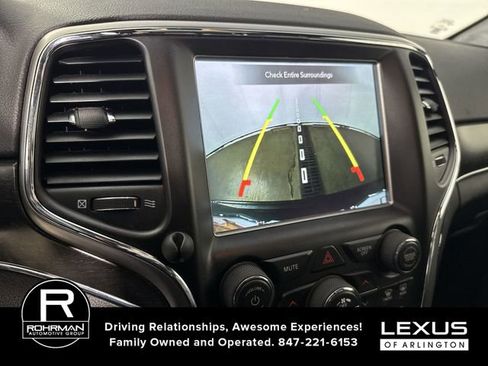 Used 2018 Jeep Grand Cherokee Limited w/ Luxury Group II image 8